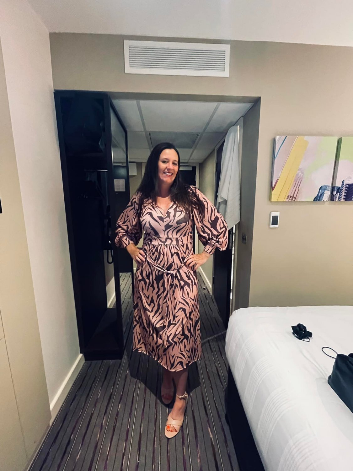 Wife’s Friend Kayleigh I Wanna Fuck. #MfxaRIQg