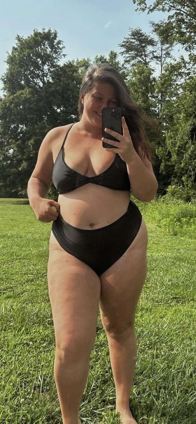 Cuck wants thick Megan to be exposed. Dm or kik for his snapchat #CCPpbanJ