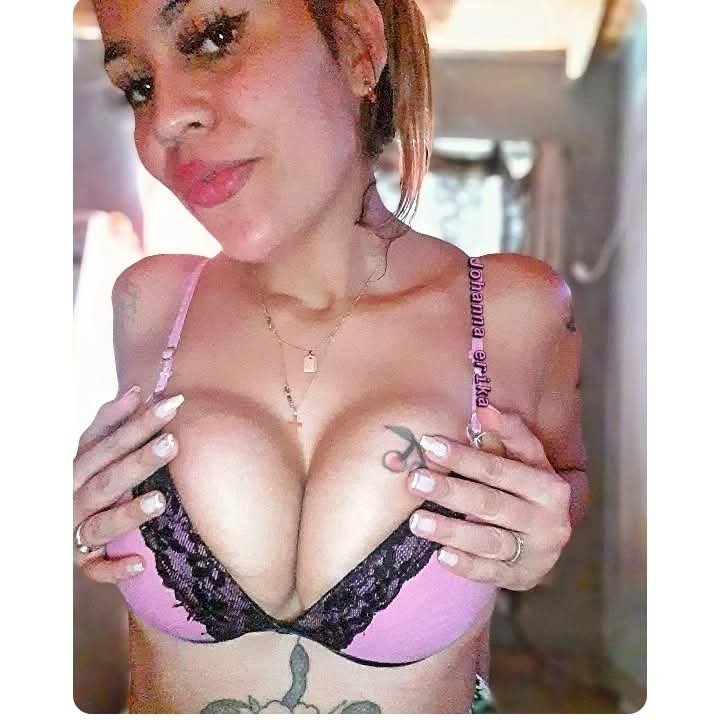 Johana una turra con buenas tetas y alta cola #JDFSFAnA