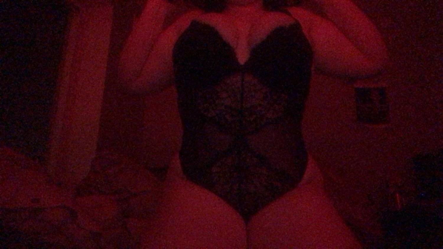 Another Goth Hoe #PIOxpHy7