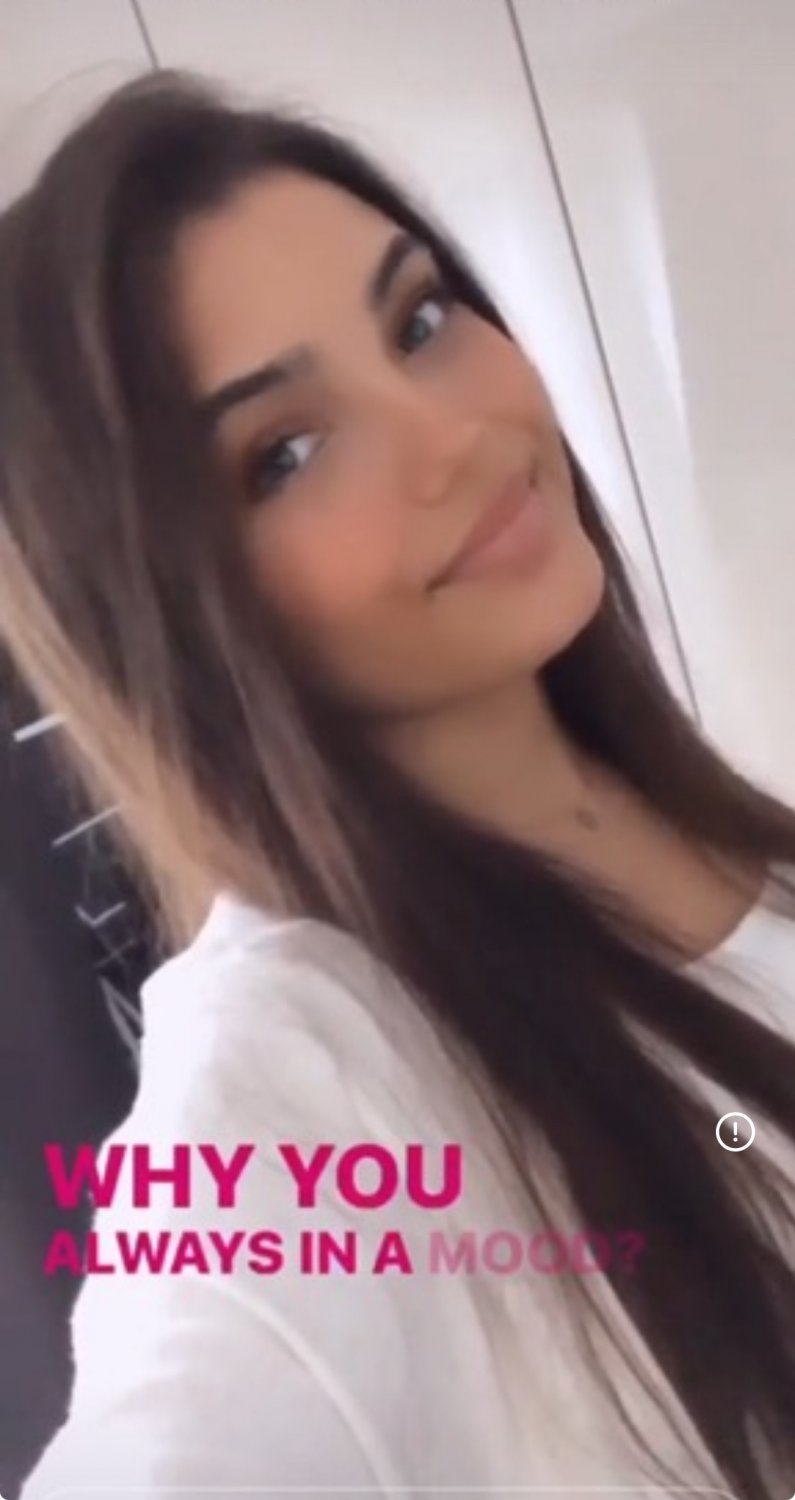 Send me your tribs schickt mir eure Tributes here or Session :5 #6nRhKD1Q