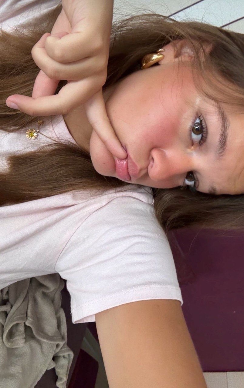 Send me your tribs schickt mir eure Tributes here or Session :5 #cAfMEqpW